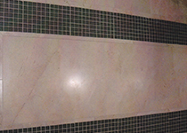 Salle de bain et douche en céramique et marbre